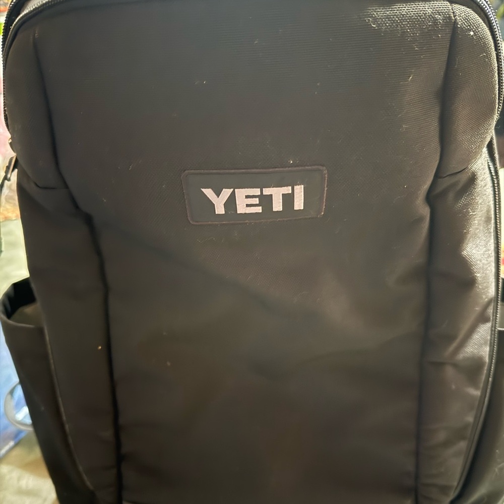 Yeti crossroads 23